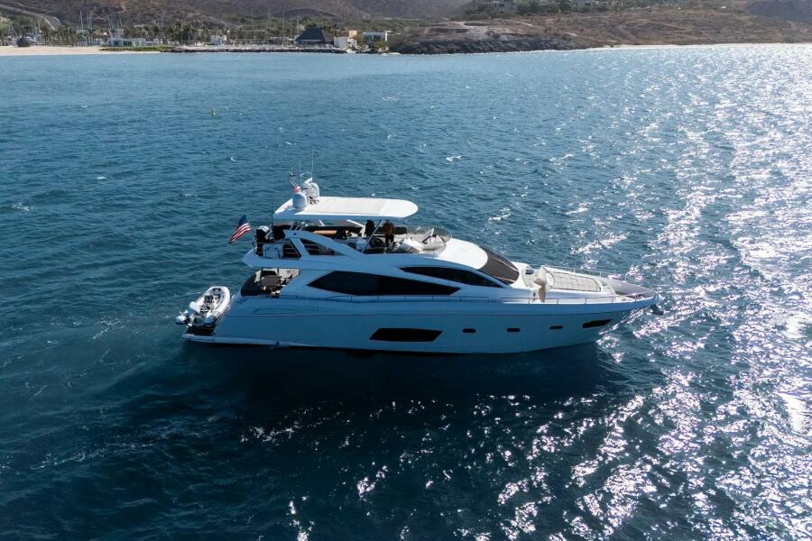 sunseeker yacht in Cabo